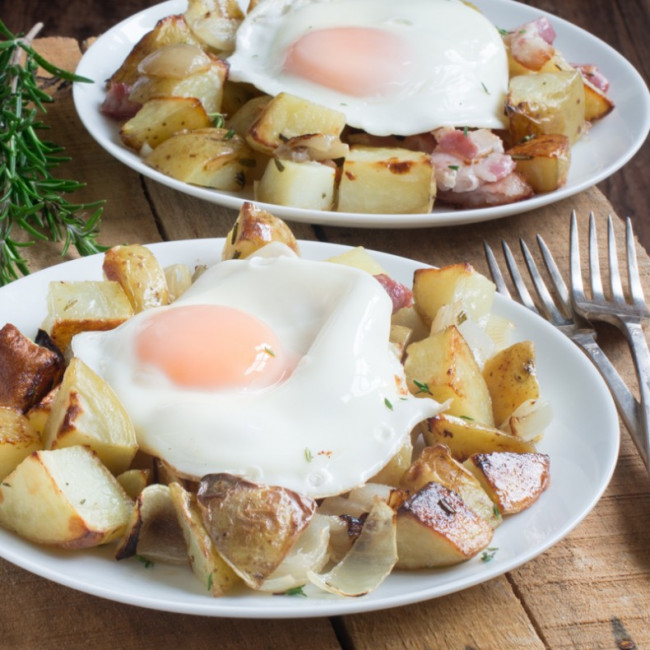 Brunch Potatoes with Bacon and Eggs