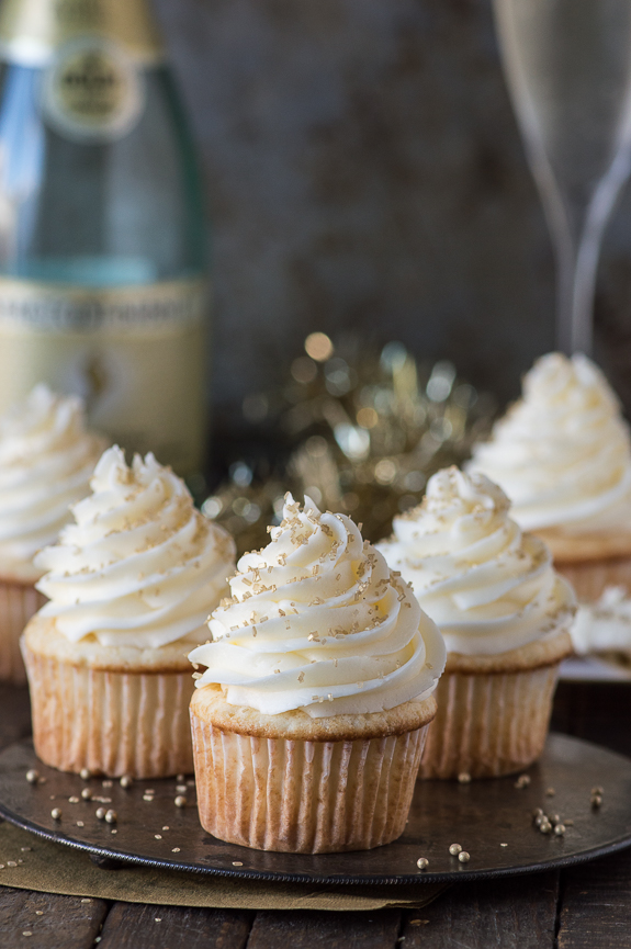 Easy Champagne Cupcakes