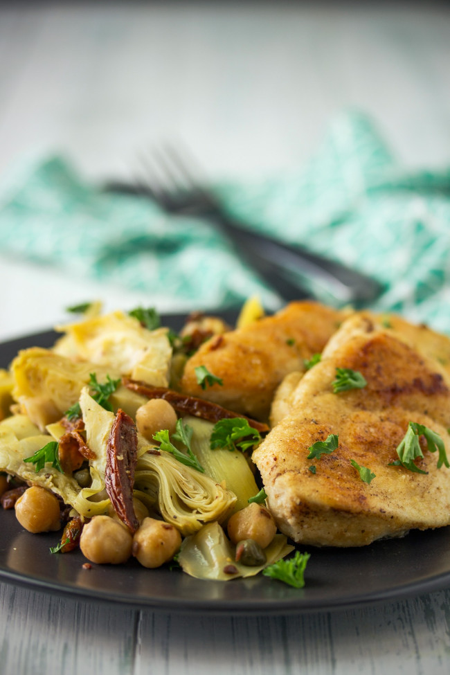 chicken with artichokes, sun-dried tomatoes and chickpeas