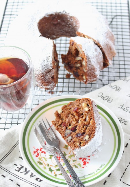 Cranberry, Pecan and Spice Coffee Cake {GF}