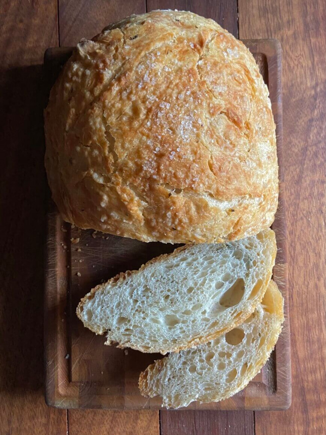 How To Make Homemade Bread | Easy No-knead Dutch Oven Bread Recipe