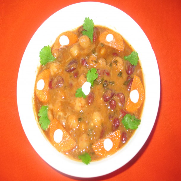 Rajma Chole (Red Beans Chickpeas) Methi Masala 