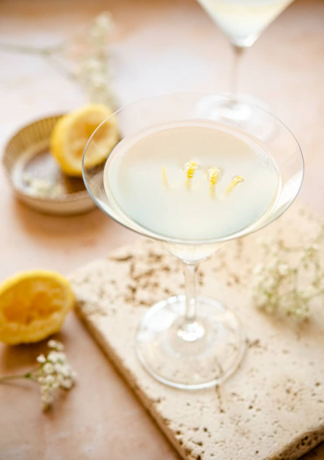 Limoncello Martini (Lemon Drop Martini)
