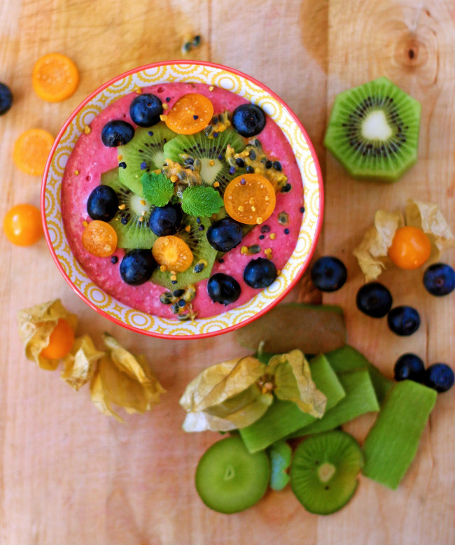 SMOOTHIE BOWL – A FRESH WAY TO START YOUR DAY!