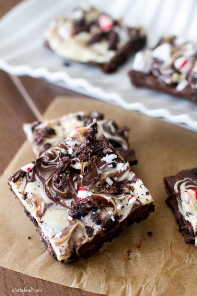 Peppermint Oreo Bark and a Giveaway!