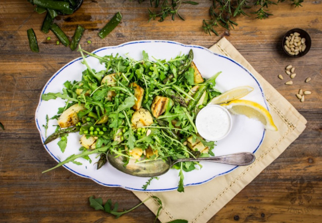 Grilled potato salad with asparagus and arugula