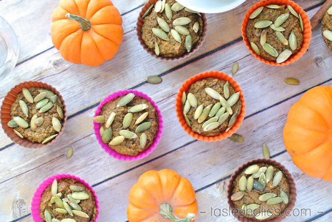 Pumpkin Maple Flaxseed Muffins - Low Carb Breakfast Muffins