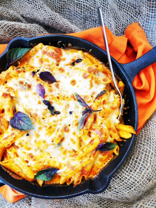 Roasted Sweet Peppers Mac and Cheese