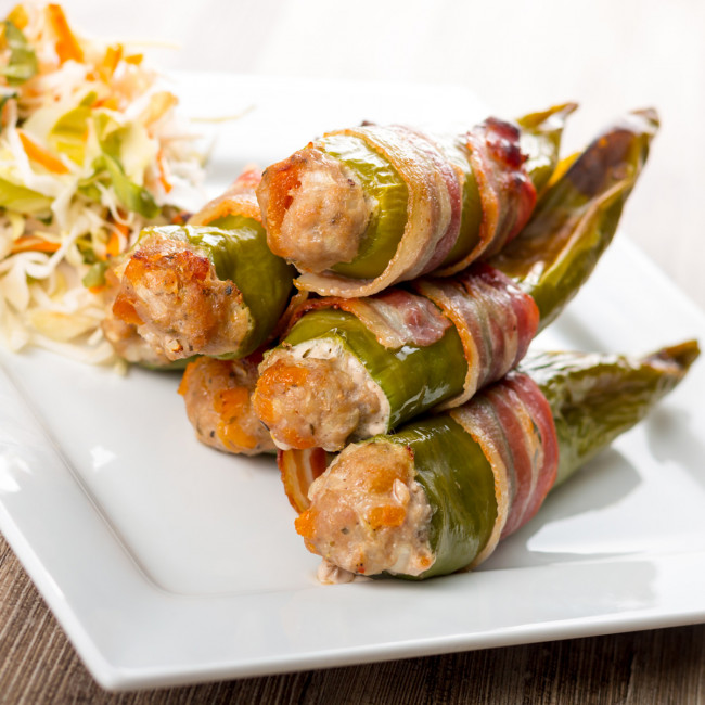 porky stuffed green peppers wrapped in bacon