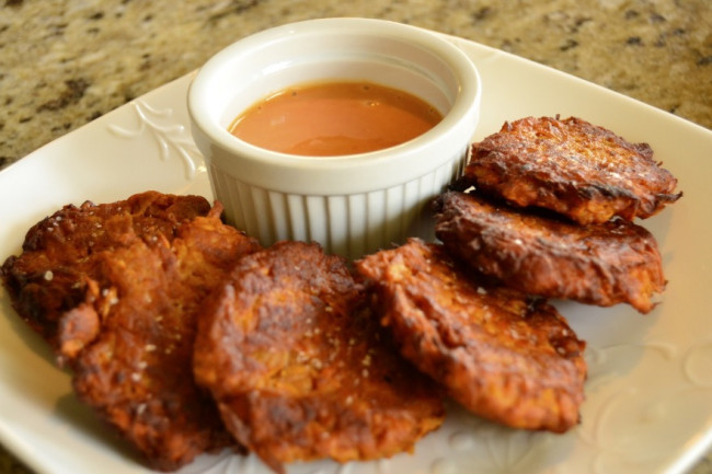 Sweet Potato Fritters with Sweet & Spicy Sauce