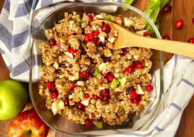 Thanksgiving Stuffing with Fruit (you’ll be thankful!)