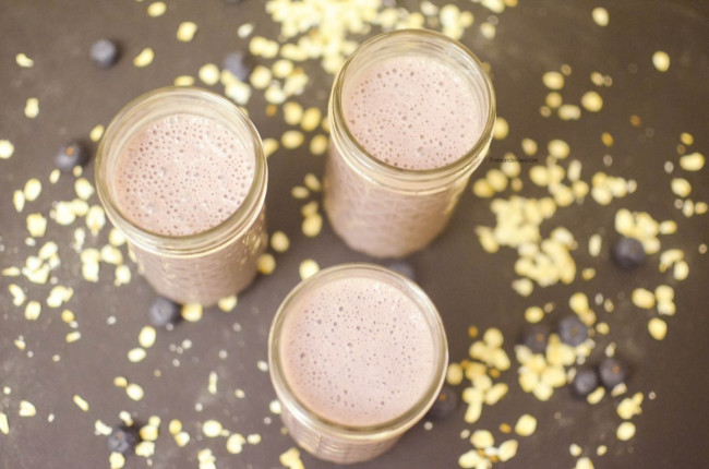 Blueberry Flax Oat Smoothie