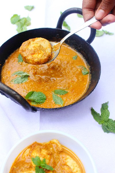 Spicy Ground ginger Turmeric Egg curry