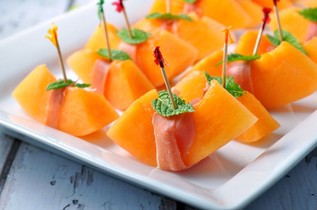 Prosciutto With Melon And Mint: An Easy Italian Appetizer