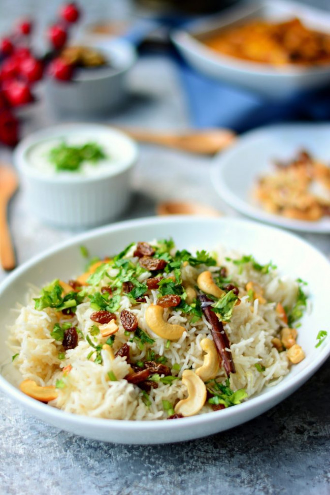 Quick and Easy Cashew and Raisin Pulao