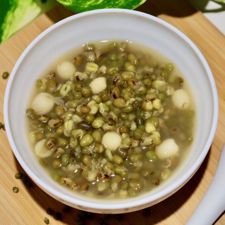 Vietnamese Mung Bean Sweet Soup