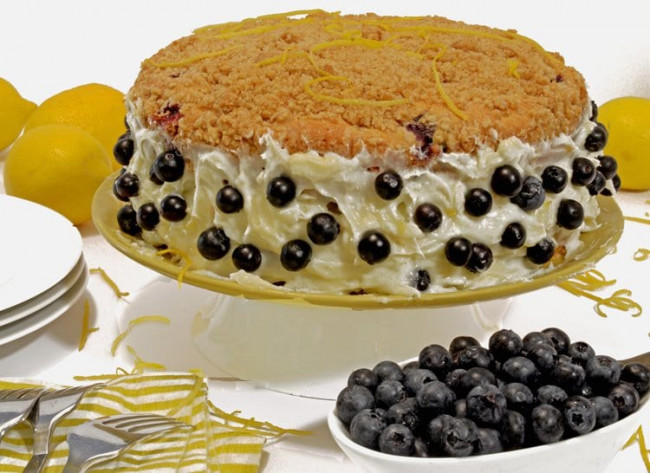 Blueberry Crumb Cake & Cream Cheese Lemon Twist