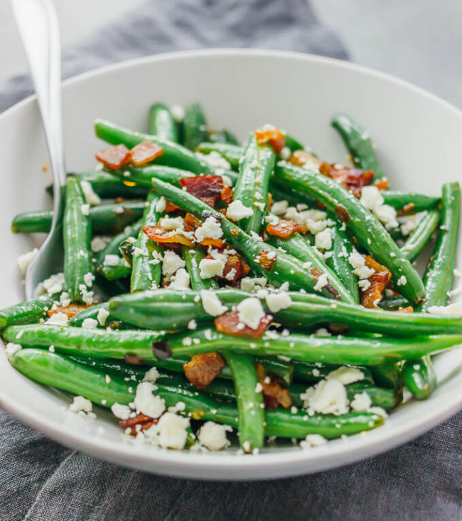 Garlic Green Beans With Bacon And Feta Cheese