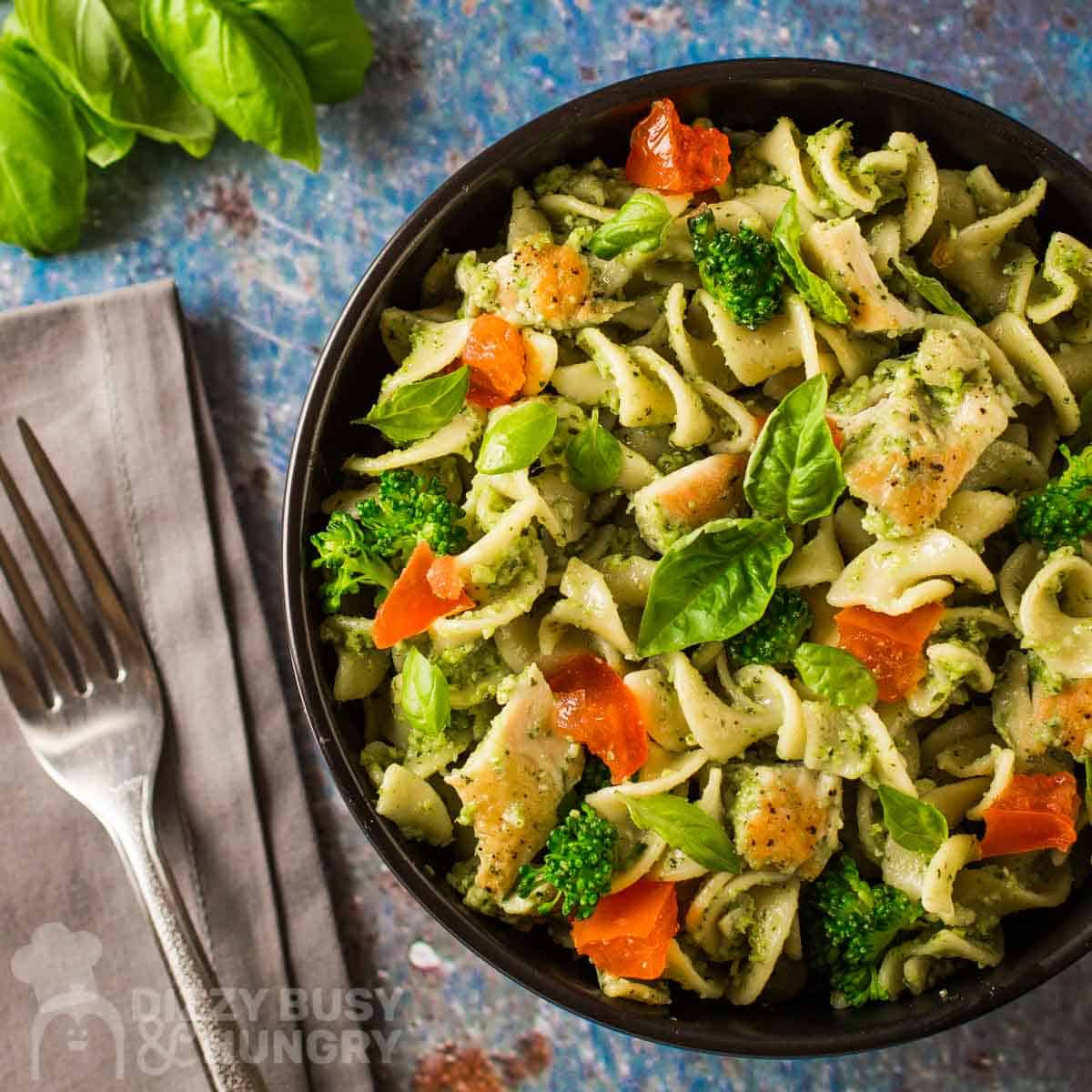 Chicken Pesto Pasta with Broccoli