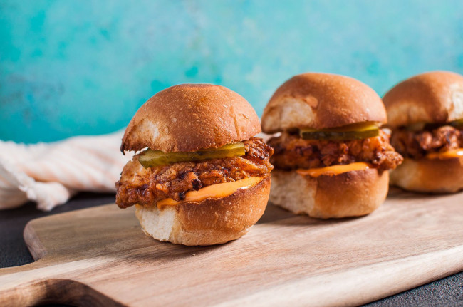 Fried Chicken Sliders With Spicy Mayo