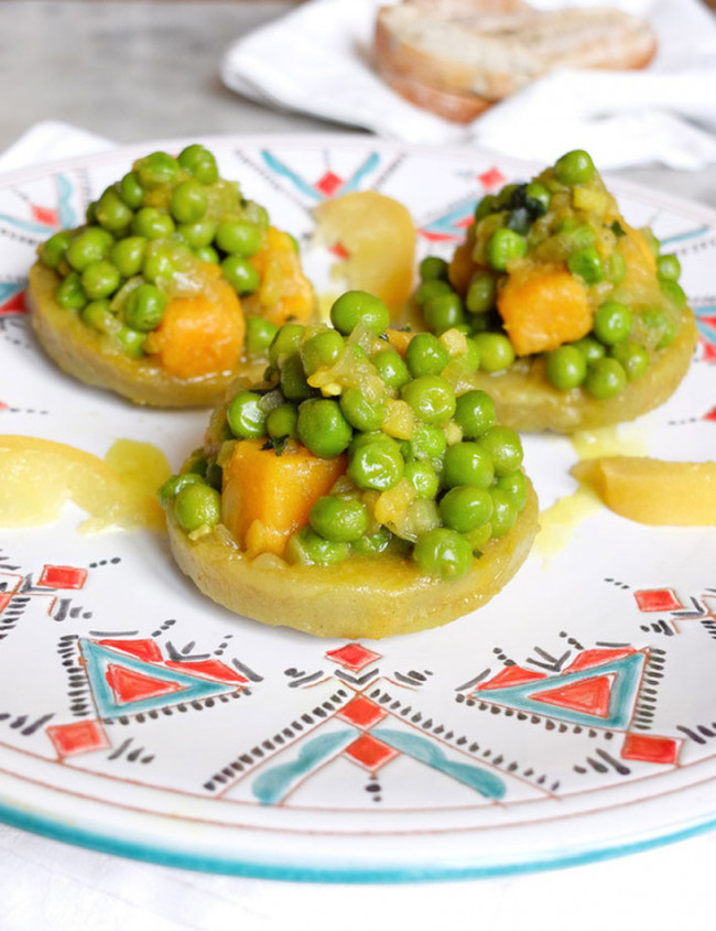 artichoke hearts with green peas
