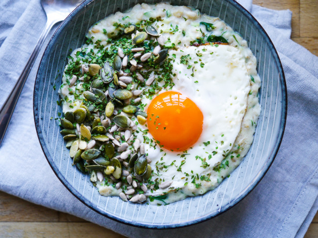 Savoury Oat Porridge With Greens + An Egg
