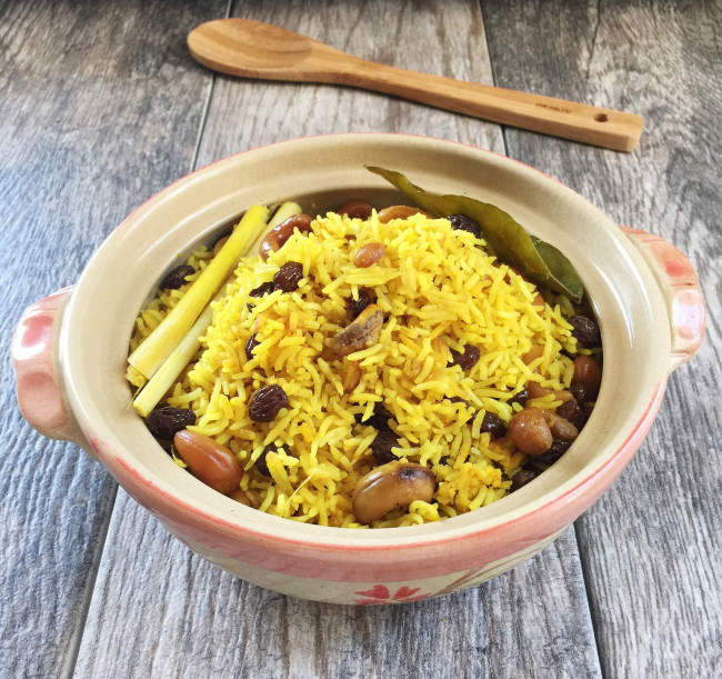Yellow Basmati Rice with Turmeric, Cashews and Raisins