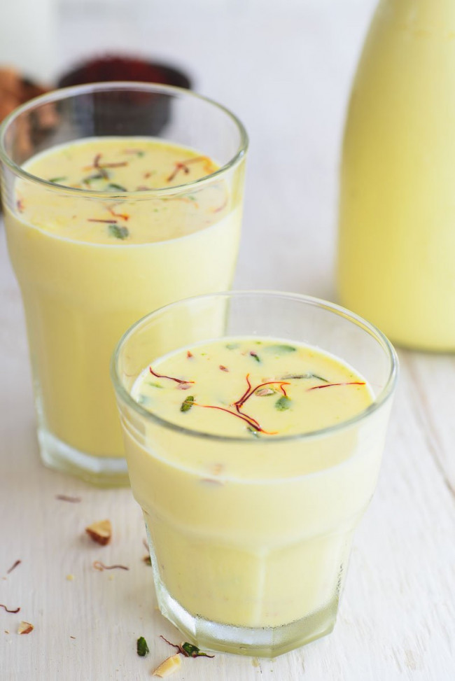 Kesar Badam Milk Recipe, How To Make Kesar Badam Milk Or Saffron Almond Milk
