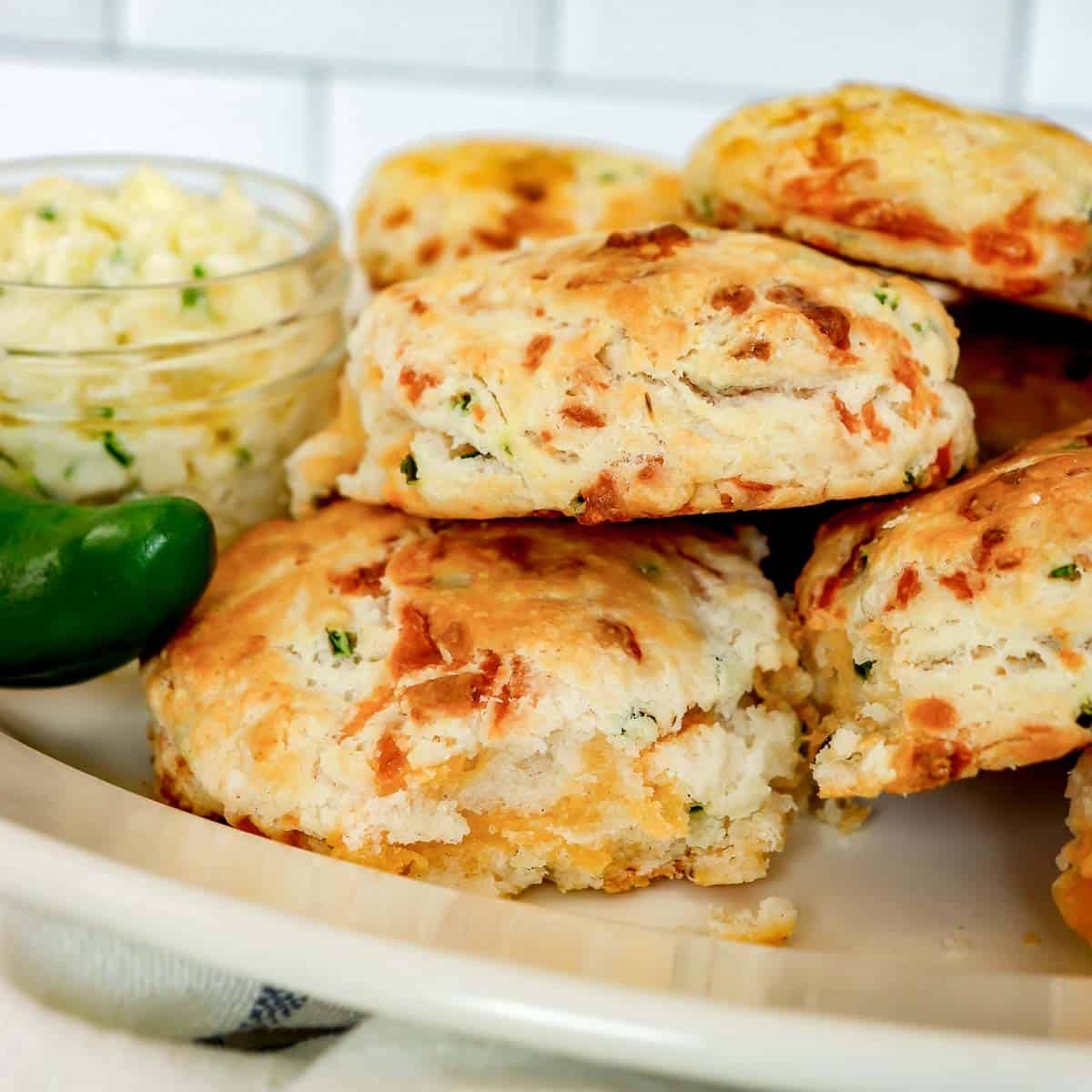 5 Ingredient Jalapeno Cheddar Biscuits