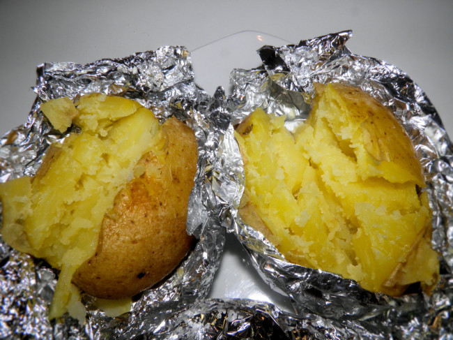 Camp Fire Baked Potatoes - All recipes blog