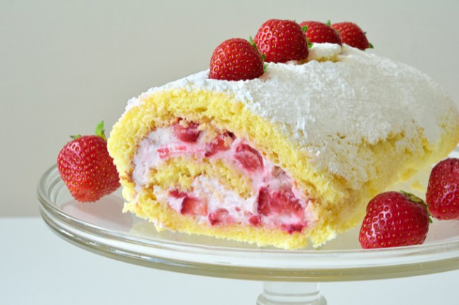 Strawberry Cream Swiss Roll - Little Swiss Baker