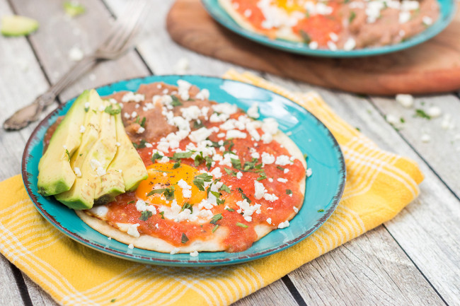 Easy Huevos Rancheros Recipe - Mexican Breakfast Eggs