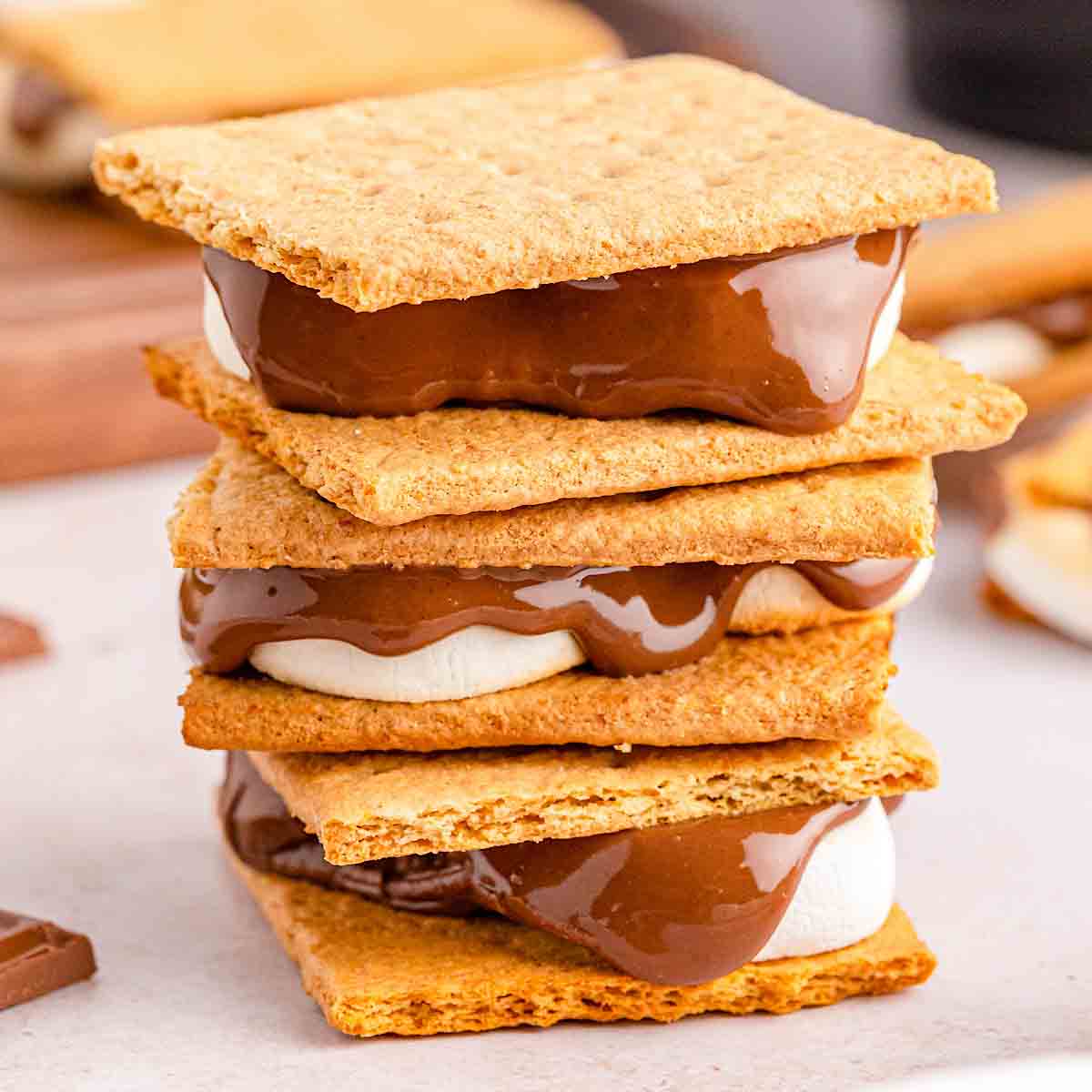 Air fryer s'mores