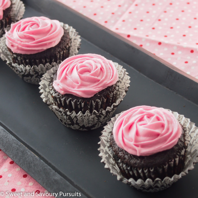 chocolate beet cupcakes with cream cheese icing