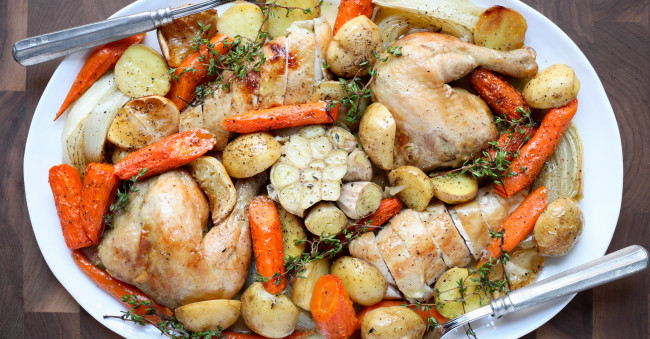 One-Pan Roast Chicken With Carrots and Potatoes
