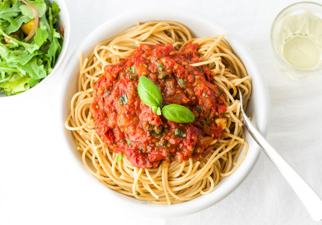 Oven Roasted Tomato Sauce with Spaghetti