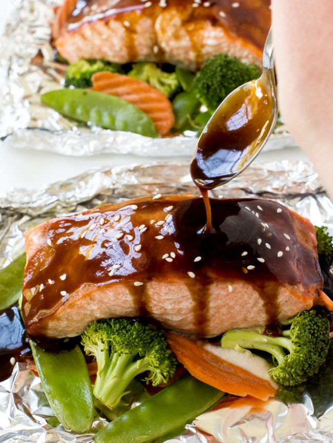 hoisin glazed salmon and veggies in foil