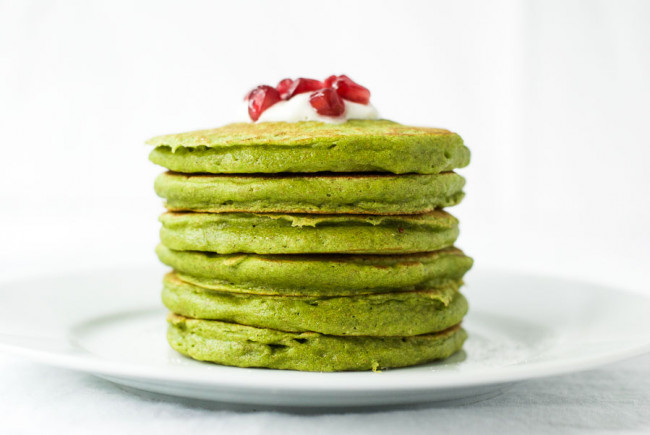 Healthy Green Wholewheat Pancakes
