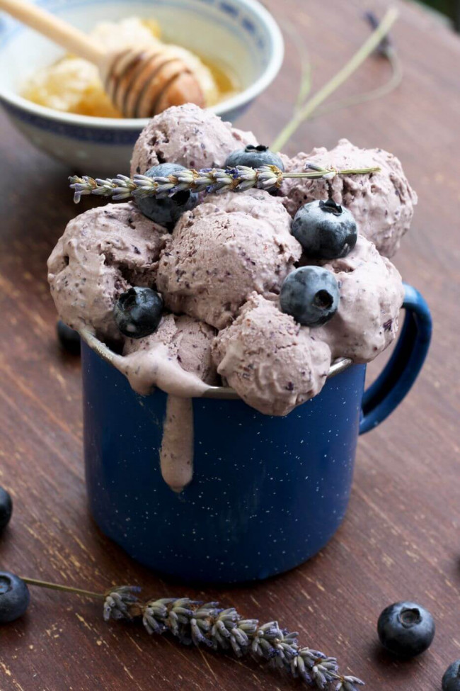 Sugar Free Blueberry Cheesecake Ice Cream With Lavender 