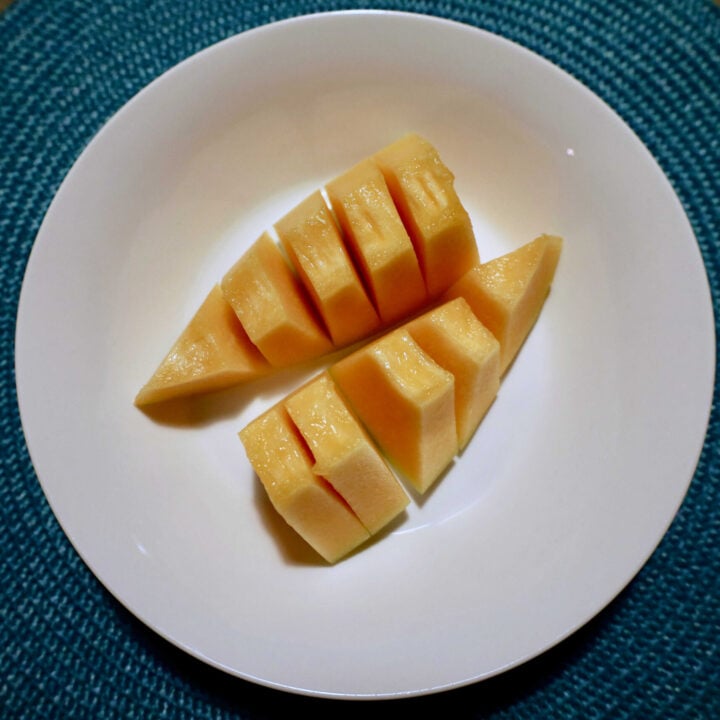 How to Cut a Cantaloupe into Cubes or Pieces