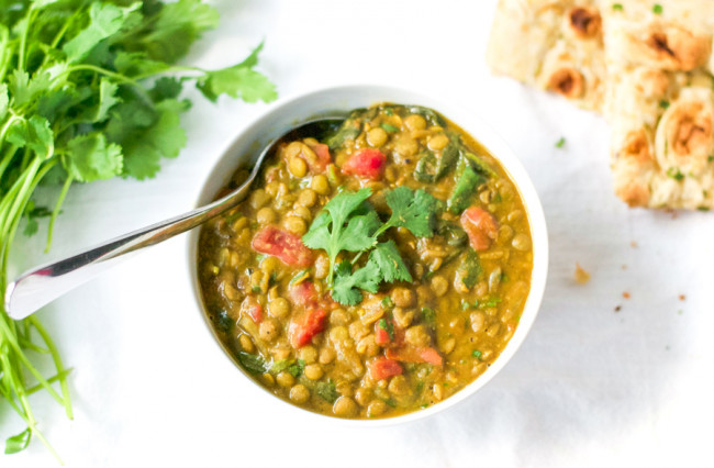 Simple Spinach Lentil Curry - Vegan
