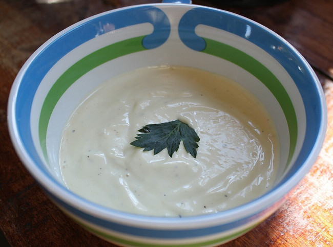 five-minute homemade mayonnaise