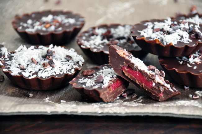 Beetroot Nut Butter Chocolate Cups (Clean)