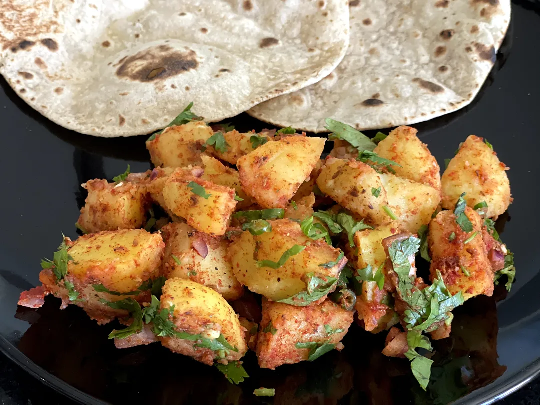 Aloo Sabji Recipe | Aloo ki Sabji | Potato Sabji - Spicyum