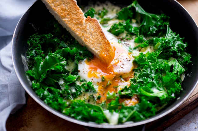 Creamy Kale And Eggs Breakfast
