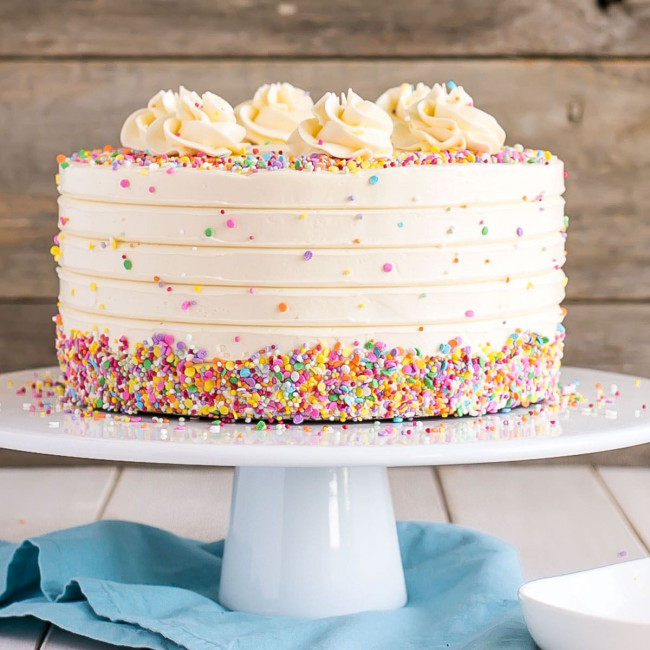 Vanilla Cake With Vanilla Buttercream