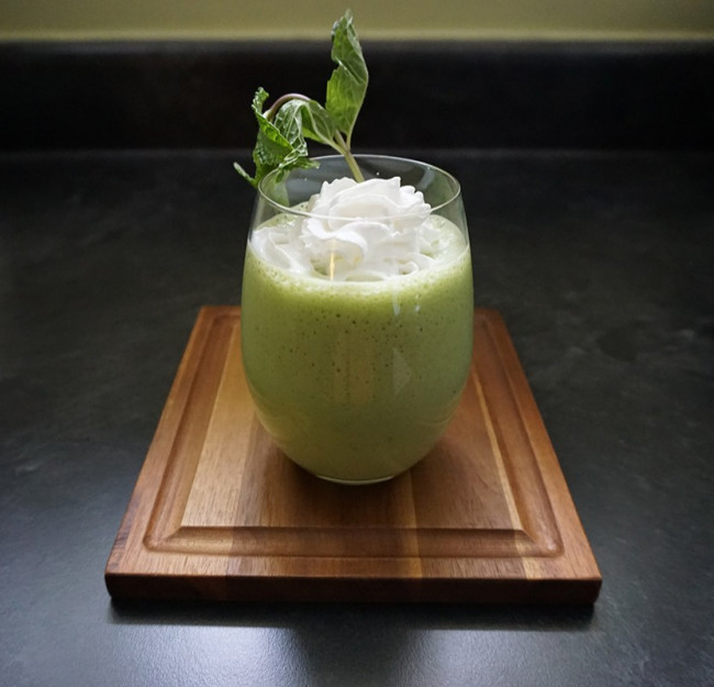Healthy and minty faux "shamrock" shake