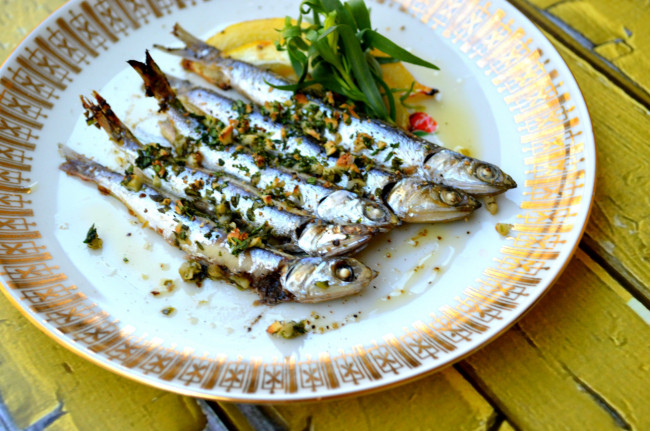 fresh sardines with garlic & tarragon