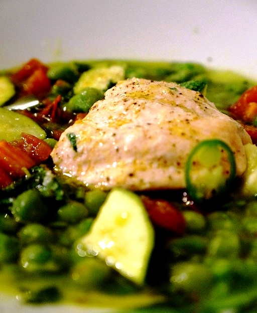 MY ULTIMATE KITCHEN CHEAT  - 3 MINUTE PROVENCE PEAS  AND SALMON RECIPE