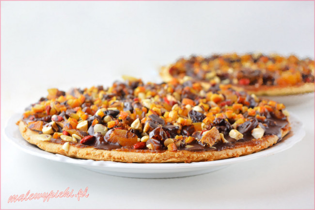 Peanut Brittle Cake With Chocolate And Dried Fruits